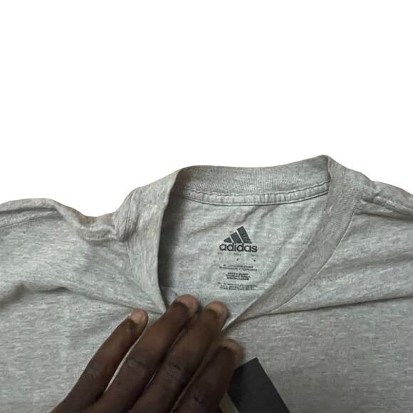 adidas basic tee size large - Picture 3 of 4